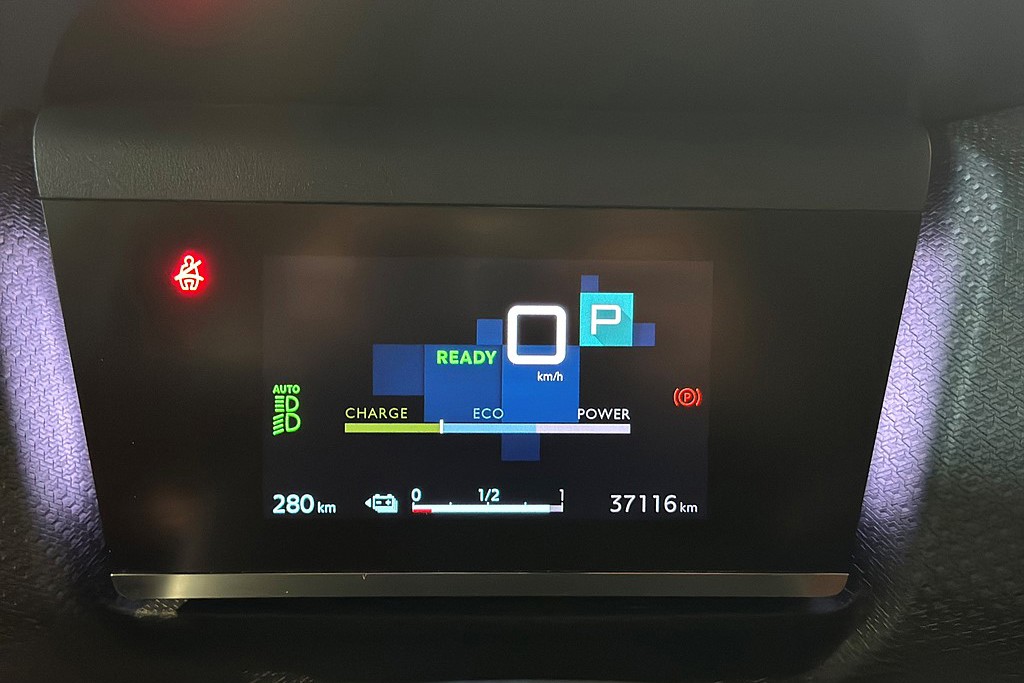 Bild på Shine+ 50 kWh 136hk - CARPLAY