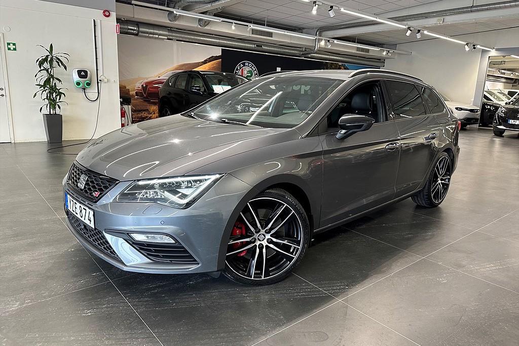 Bild på Leon Cupra ST 2.0 TSI 4drive - CARPLAY