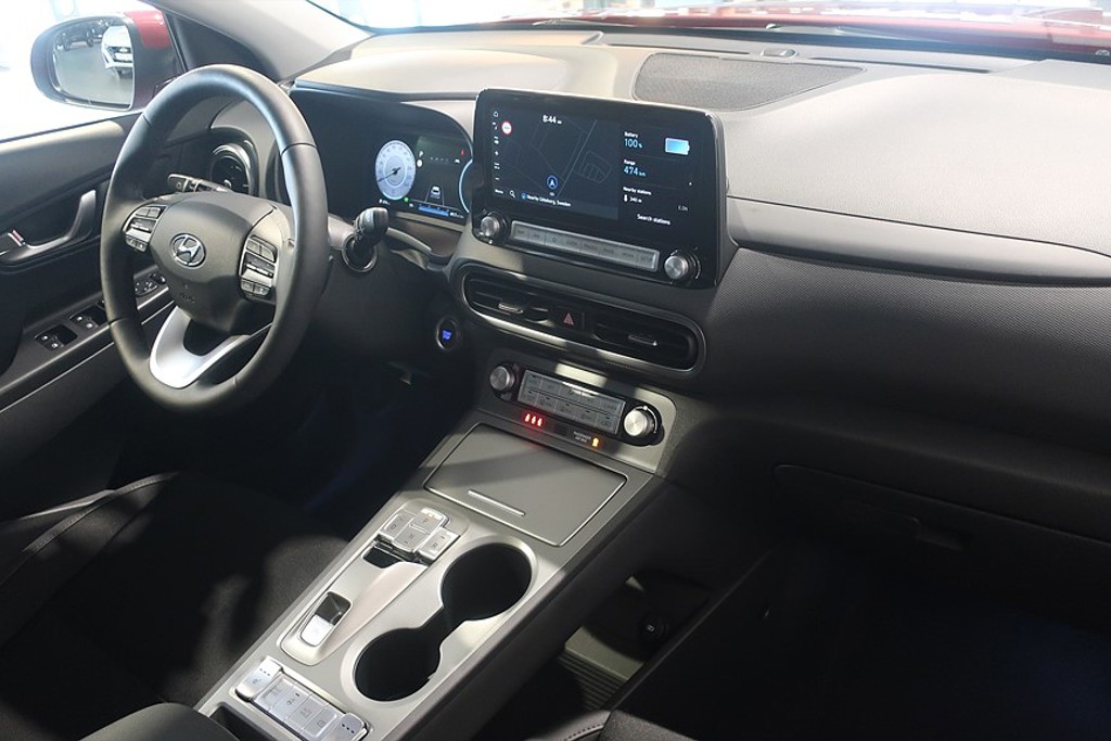 Bild på Essential 64 kWh 204hk - KRELL, CARPLAY