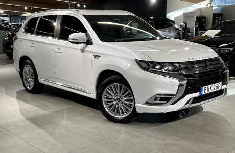 Business X 2.4 PHEV 136hk Aut AWD - DRAG, P-VÄRMARE