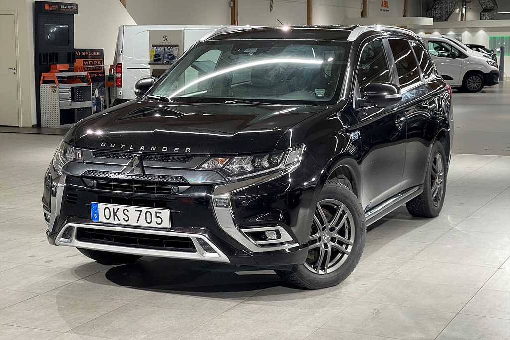 Bild på Business X PHEV 136hk Aut 4WD - 360-KAMERA, DRAG