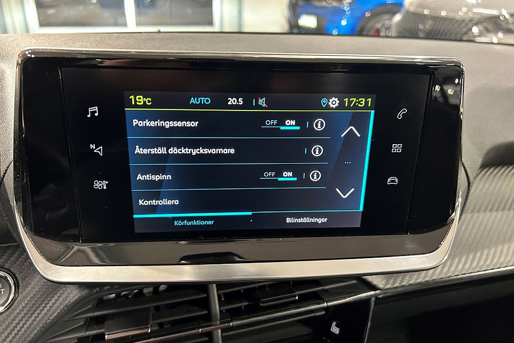 Bild på Active Pack 50kWh 136hk Aut - CARPLAY