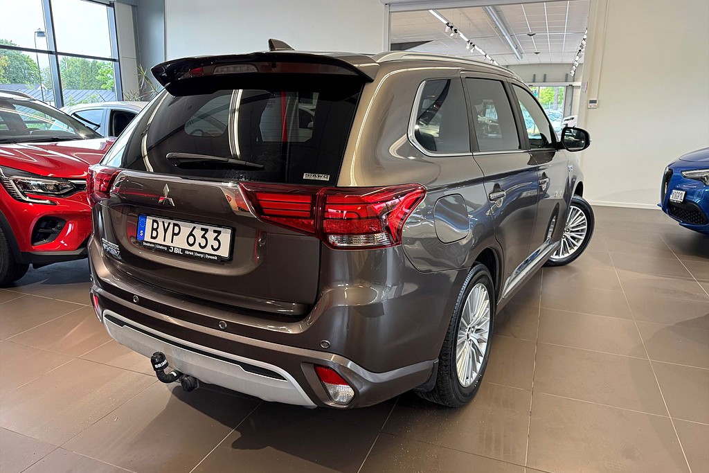 Bild på Business X PHEV 224hk Aut 4WD - Dragkrok