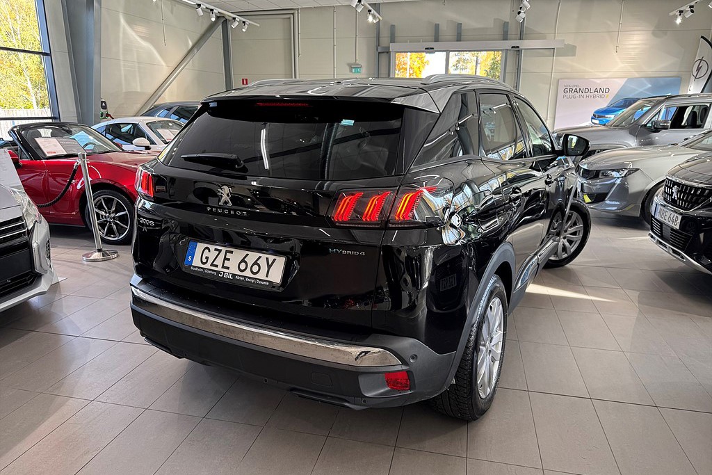 Bild på Allure Pack HYBRID4 1.6 + 13.2 kWh 300hk Aut AWD - EN ÄGARE