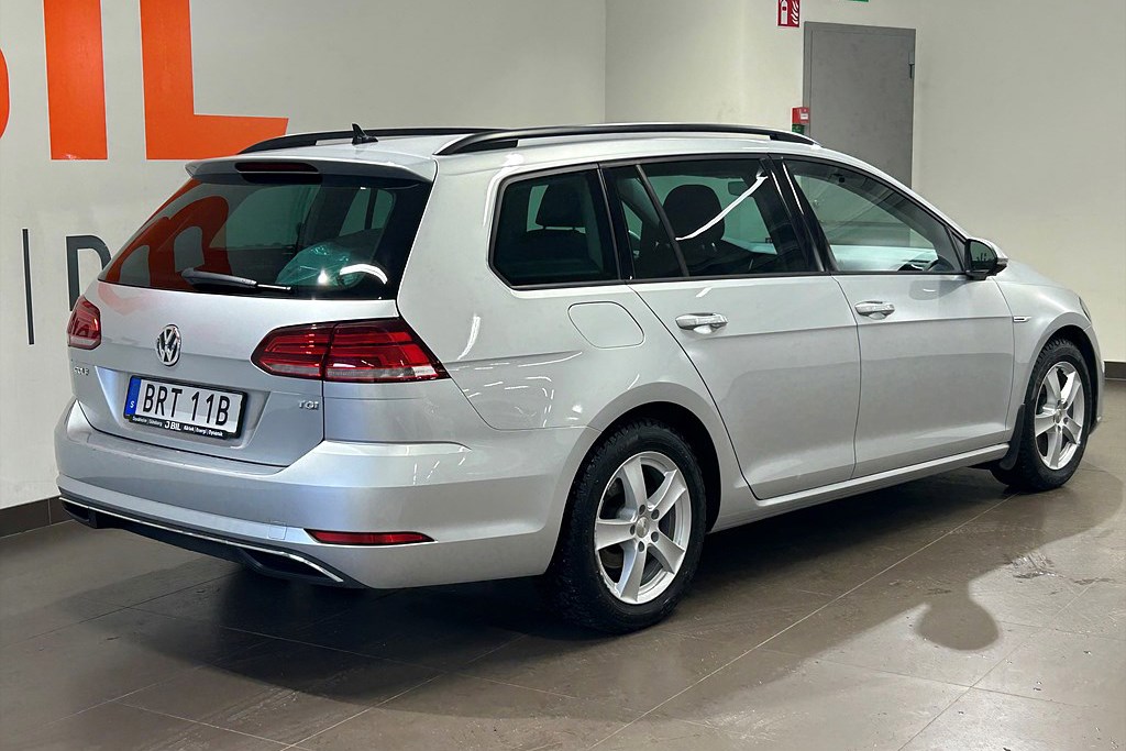 Bild på SportCombi Base 1,5 TGI BlueMotion 130hk Aut - BACKKAMERA