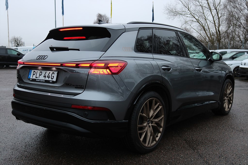 Bild på 50 e-Tron Quattro S Line Edition One 300hk - 360-KAMERA, DRAG