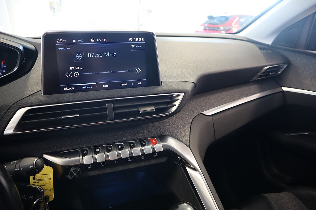 Bild på Allure 1.2 PureTech 130hk - CARPLAY