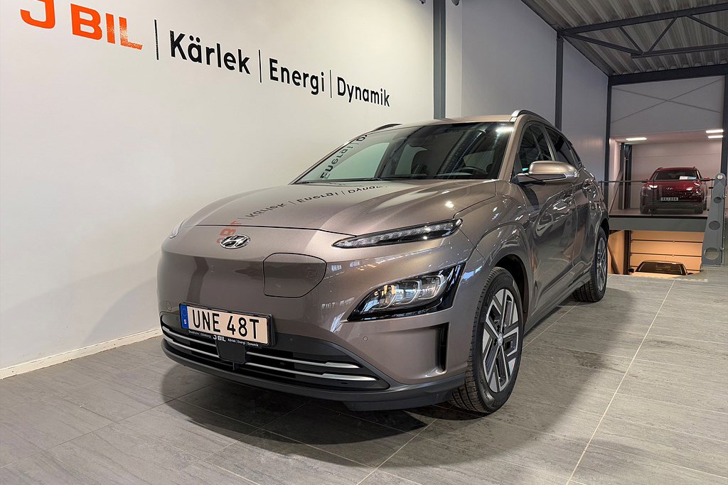 Bild på Essential Elektrisk 64 kWh 204hk Aut - BACKKAMERA